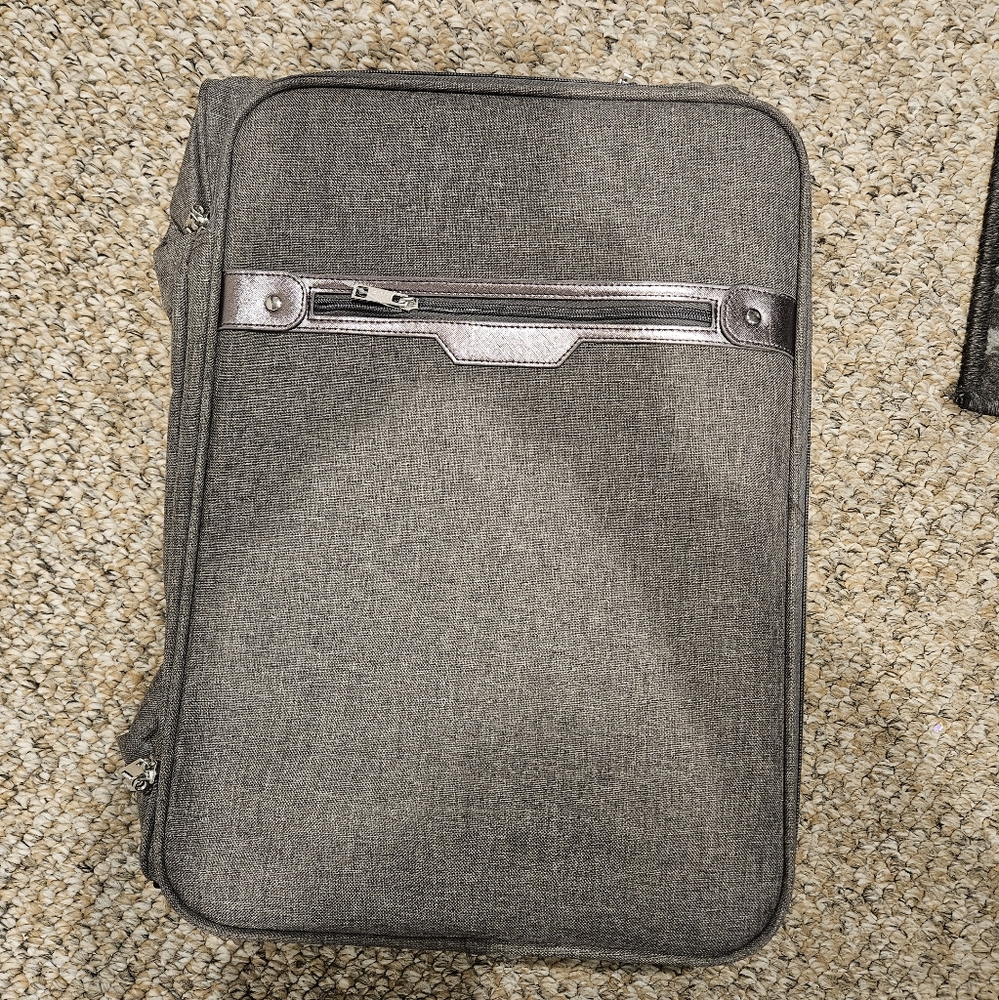 Elegant Gray Travel Bag for Men